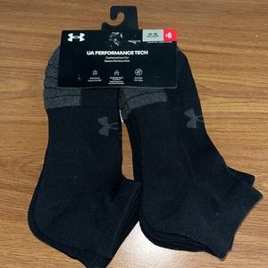 Under Armour Performance Tech Cushioned Low Cut Socks (6 Pair)